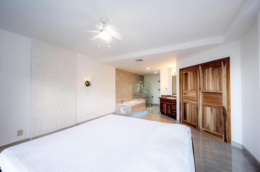 Naranjos Agrios Lake Arenal Condos المظهر الخارجي الصورة