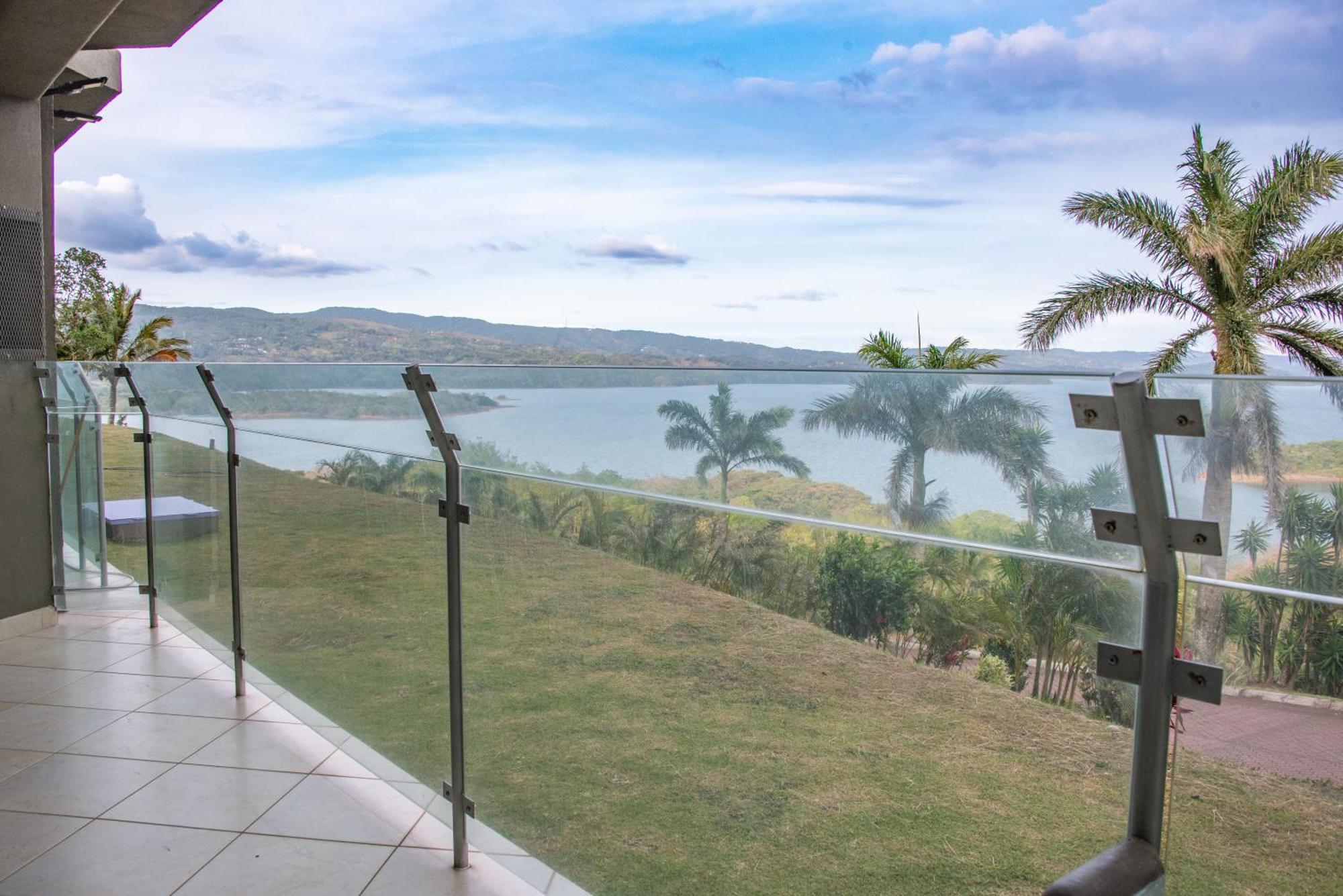 Naranjos Agrios Lake Arenal Condos المظهر الخارجي الصورة