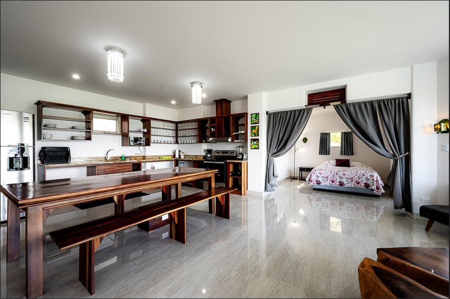 Naranjos Agrios Lake Arenal Condos المظهر الخارجي الصورة