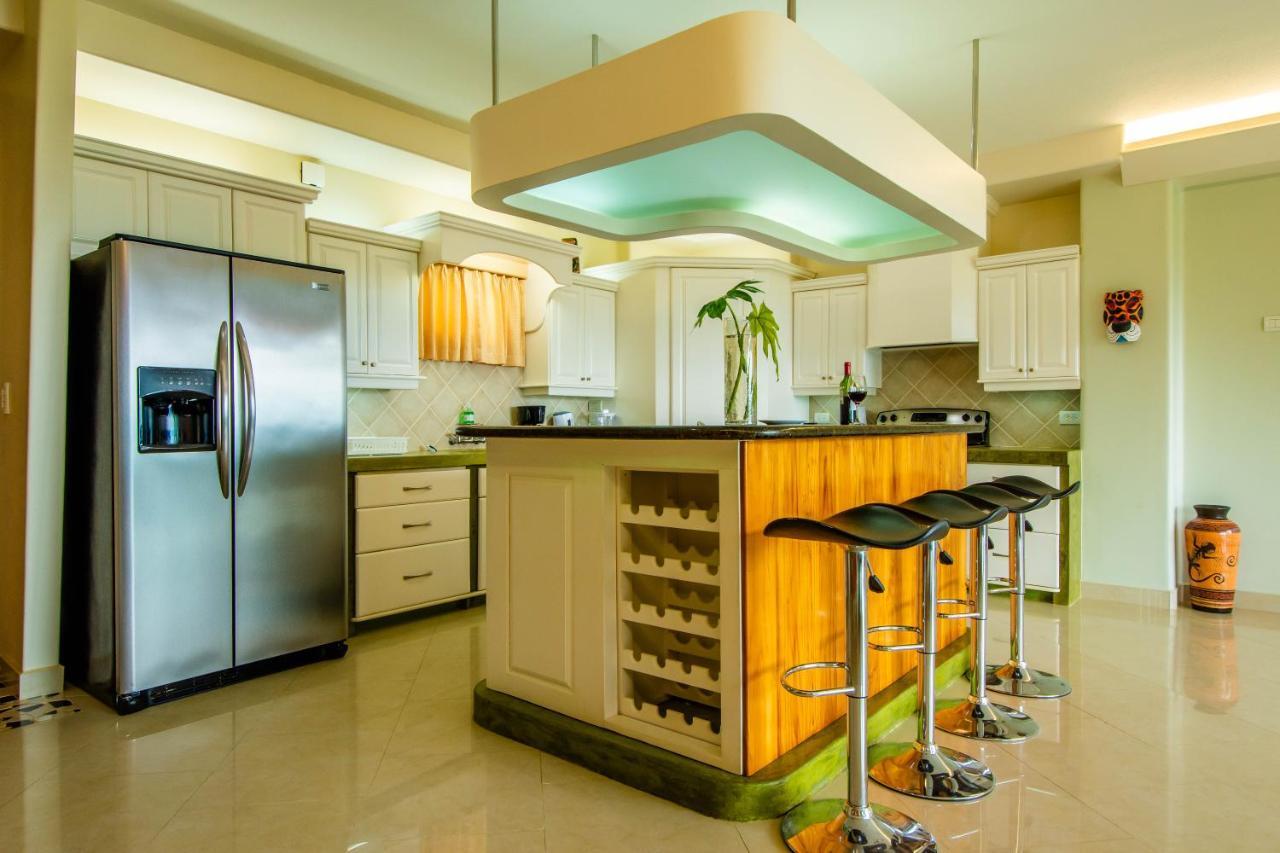 Naranjos Agrios Lake Arenal Condos المظهر الخارجي الصورة